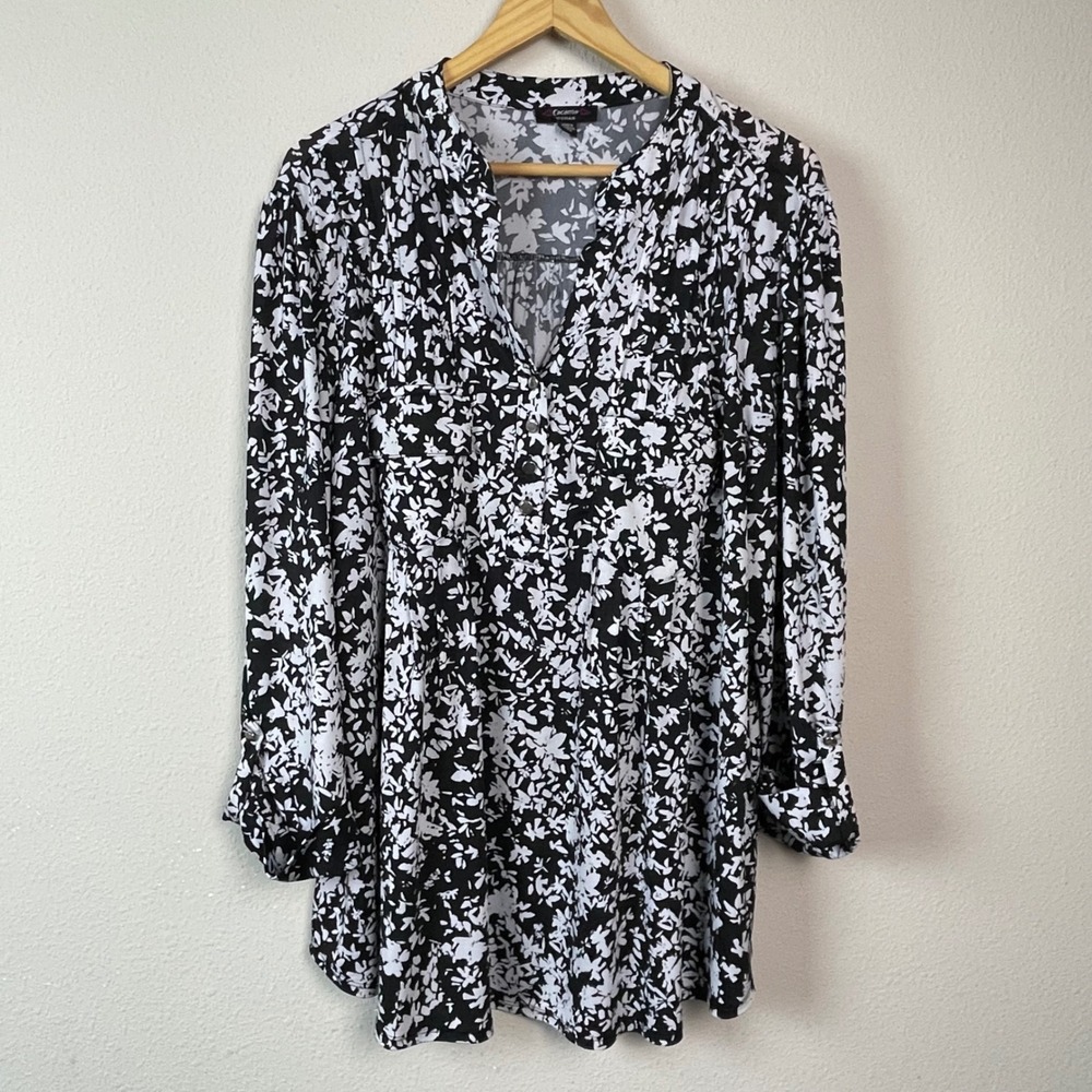 Cocomo Woman Black White Floral Print Tunic Top Long Sleeve Size 2X